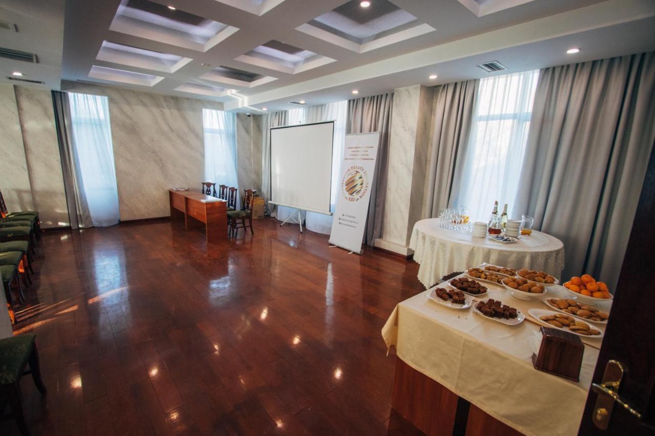 Renion Residence Hotel Almaty Exterior photo